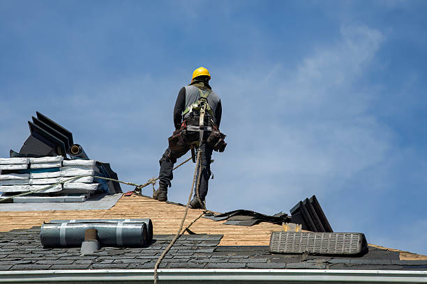 Professional Gutter Installation technician working in Huntsburg, OH